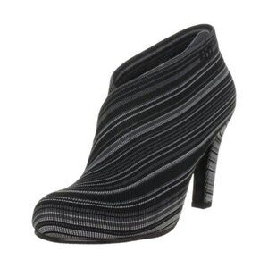 United Nude Women's Fold Hi Ankle Boot in Fog, size 38 M EU / 8 B(M)